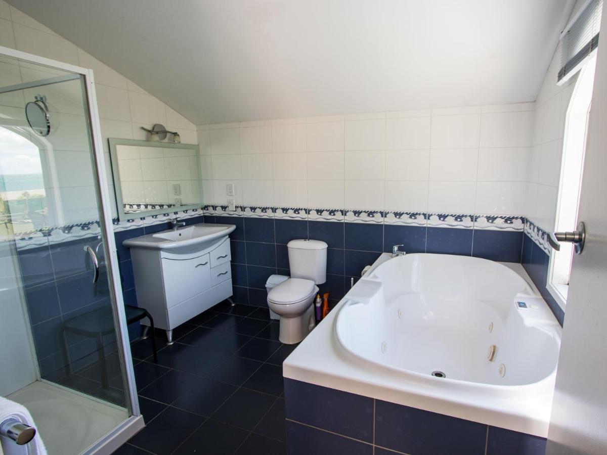 La Casa Al Mare - Golden Bay Beach House Tasman 외부 사진
