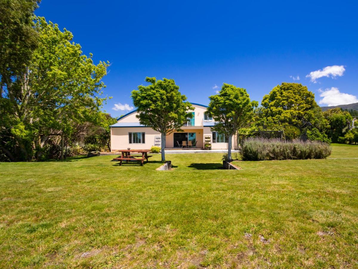 La Casa Al Mare - Golden Bay Beach House Tasman 외부 사진